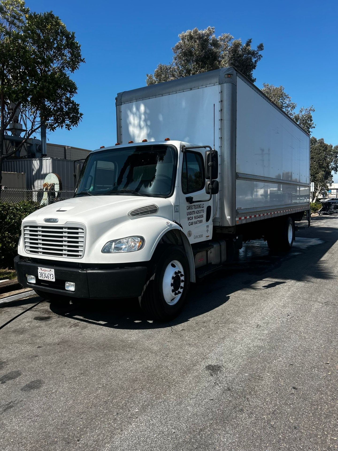 Freightliner box truck finished